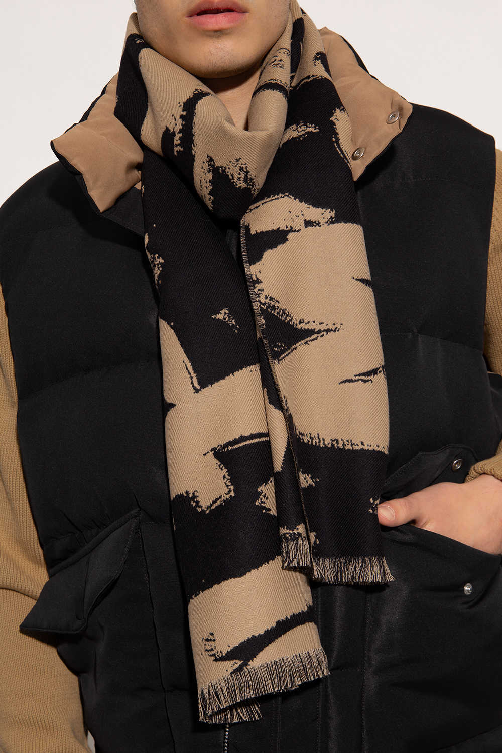 Black Wool scarf Alexander McQueen Vitkac GB